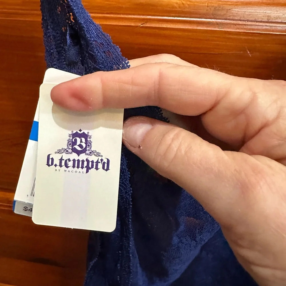 Tempt’d Lace Slip XL navy blue stretch w/bow on straps nice seams & hem NEW wTag - Picture 14 of 15